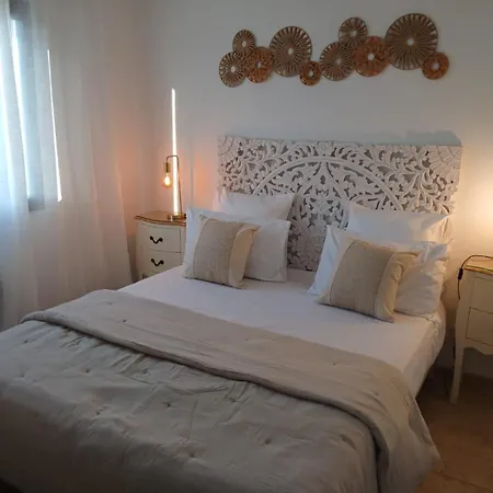 Villa 4 Etoiles Avec Piscine Et Pool House Arles